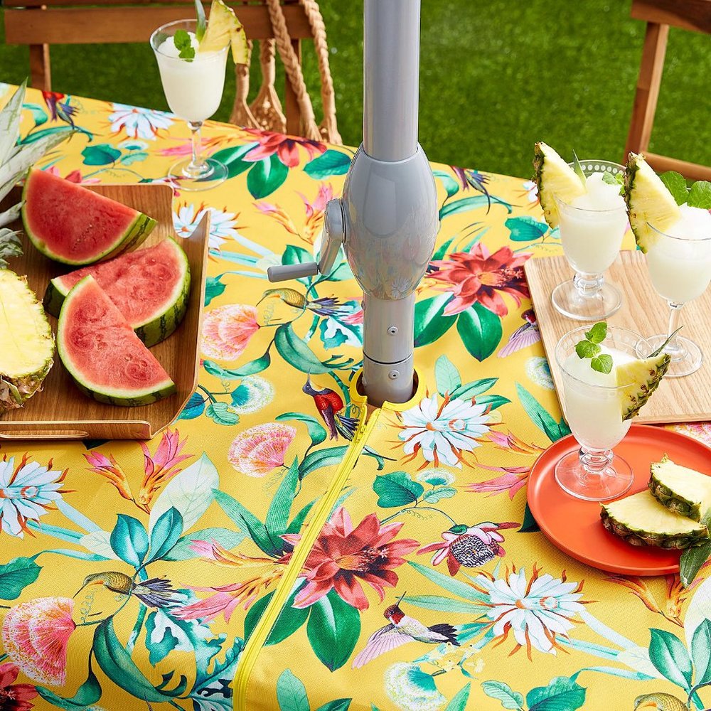 TROPICAL GARDEN UMBRELLA TABLECLOTH